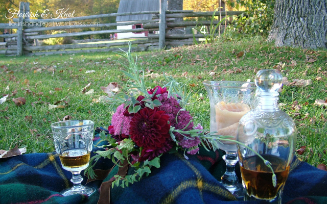 An "Outlander"-inspired Scottish wedding shoot | flourishandknot.com