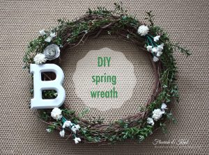 Make your own spring wreath! | flourishandknot.com