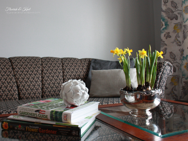 Charming spring decor | Flourish & Knot