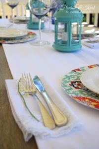 Summery table styling by Flourish & Knot