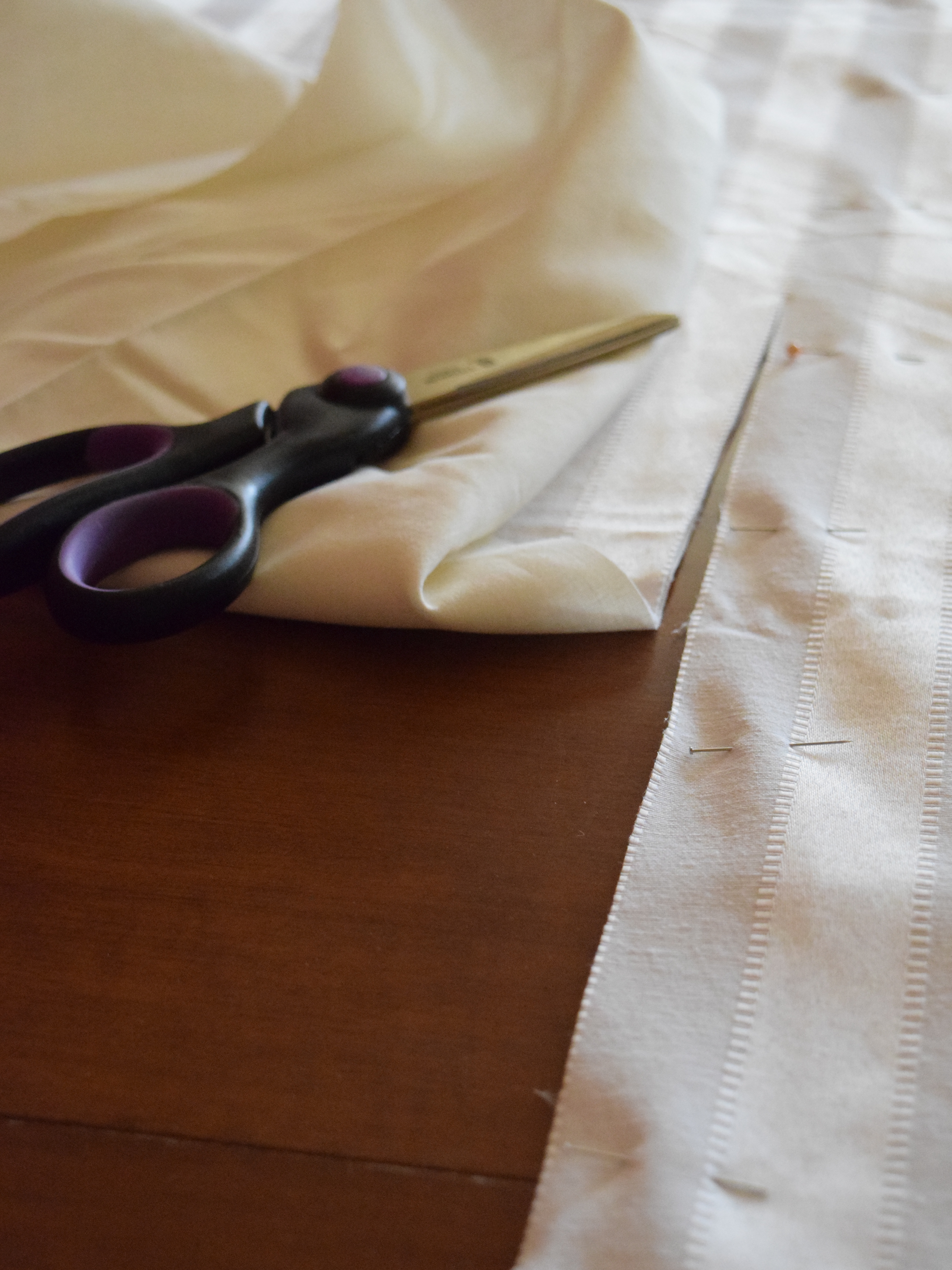 How to sew a simple table runner | flourishandknot.com