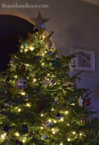 Flourish & Knot's 2015 Christmas Tree: Classic, Vintage, Artistic | flourishandknot.com
