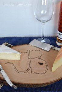 Create your own #DIY monogrammed cheese board using simple materials from Walnut Hollow | flourishandknot.com