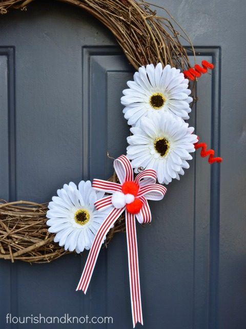 Canada Day Crafts | DIY Canada Day Wreath in Red and White | There for the Making | The Zero-Dollar DIY Challenge