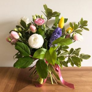 Mother's Day flowers Montreal | "Classic" bouquet by Flourish & Knot