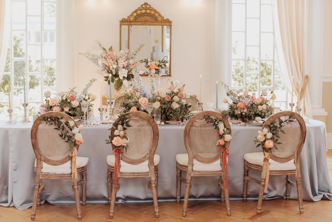 Elegant and romantic garden-themed wedding at Manoir Chamberland | Kerstin Hahn Photography | Flourish & Knot