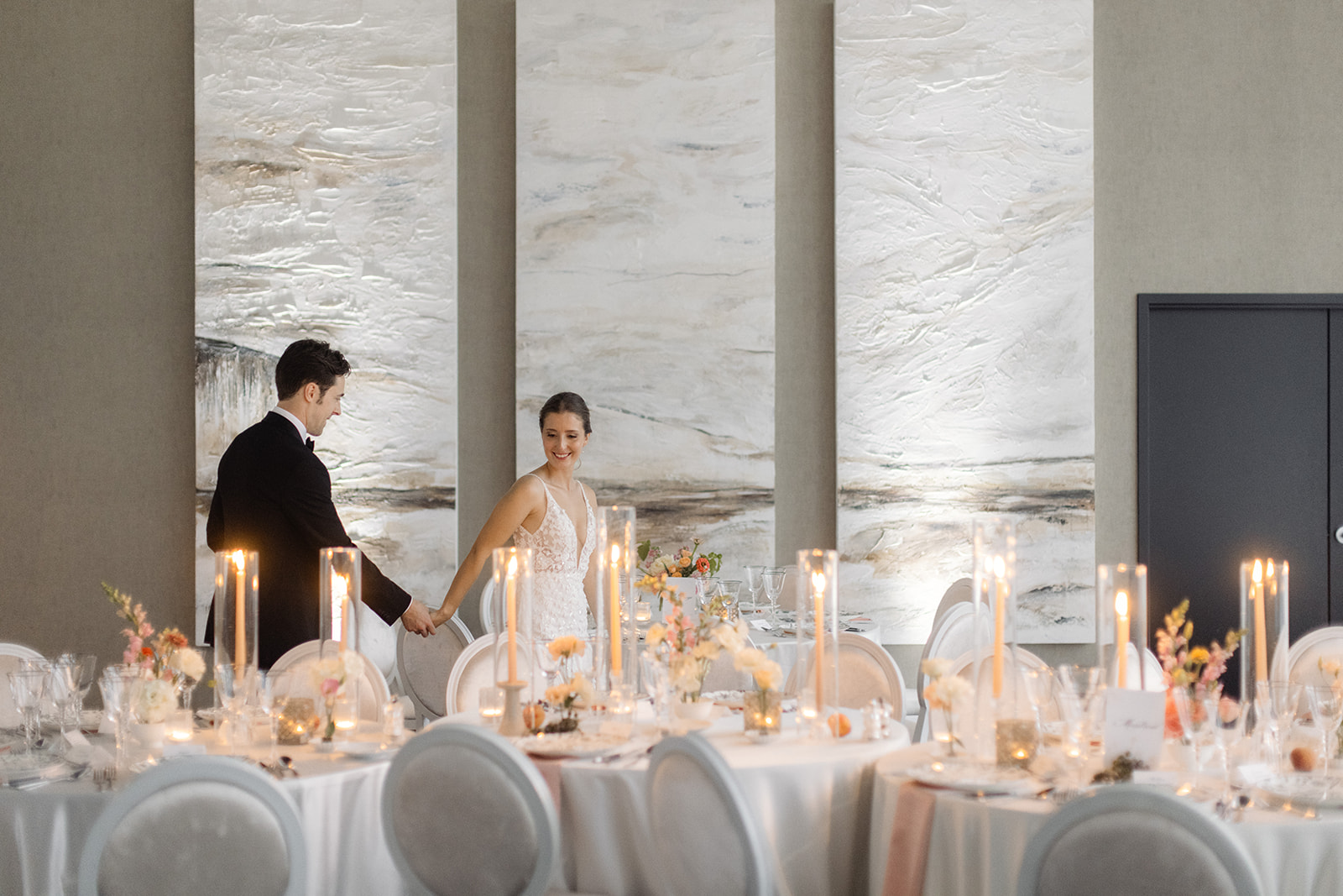 Montreal Old Port Wedding | Elegant and timeless ballroom wedding at the Hotel Place D'Armes in Montreal's historic old port | Flourish & Knot | Montreal wedding florist | Wedding party in champagne with bouquets of roses in a warm neutral palette