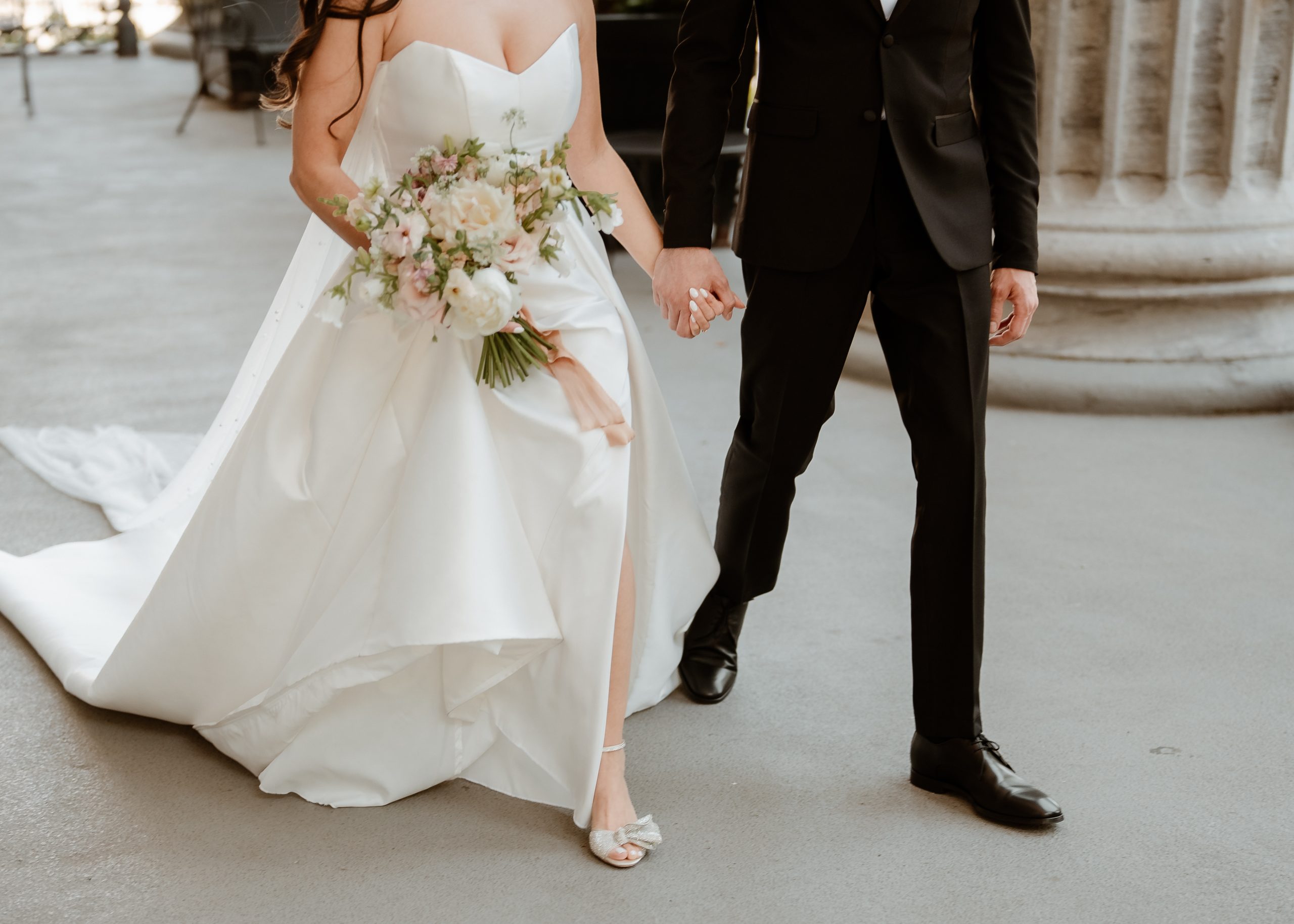 Montreal Old Port Wedding | Elegant and timeless ballroom wedding at the Hotel Place D'Armes in Montreal's historic old port | Flourish & Knot | Montreal wedding florist | Wedding party in champagne with bouquets of roses in a warm neutral palette